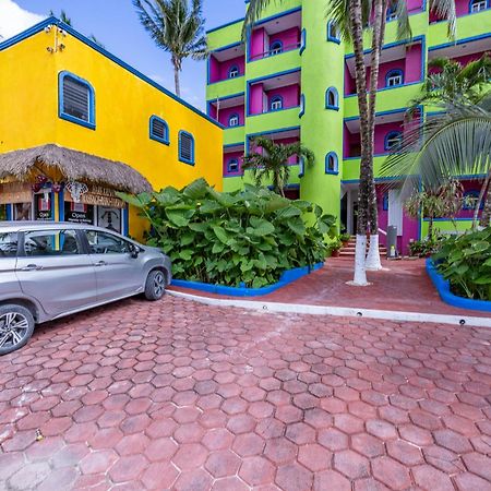 Del Sol Beachfront 아쿠말 외부 사진