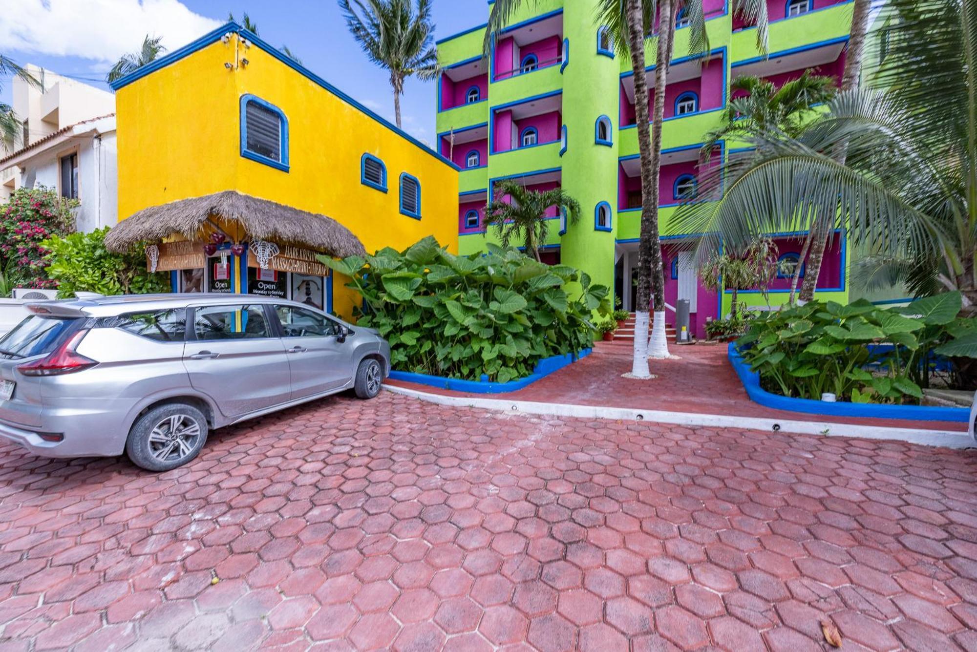 Del Sol Beachfront 아쿠말 외부 사진